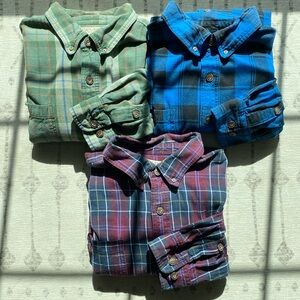 2/$70 Duluth Trading Co. men’s long sleeve button-ups